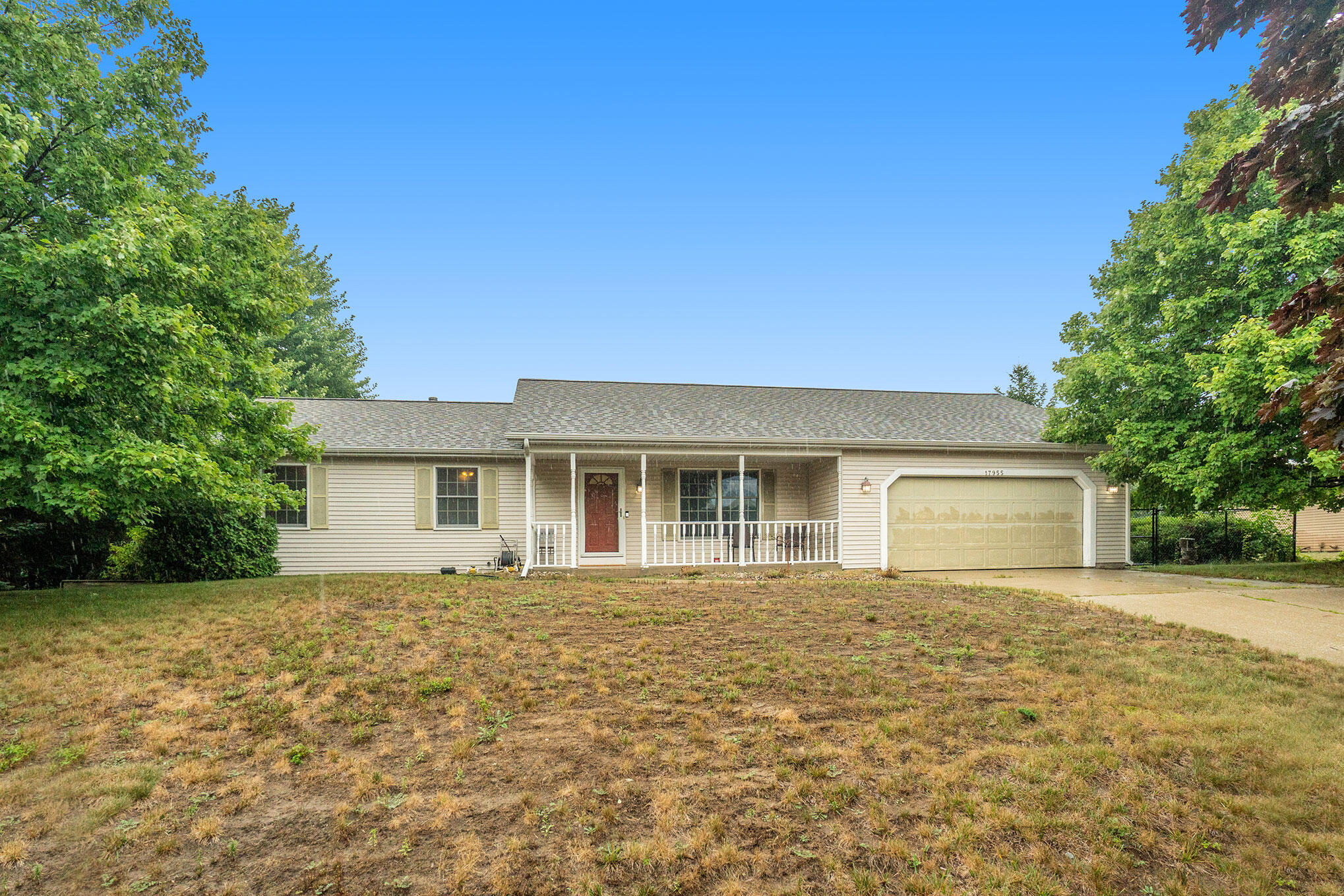 Property Photo: 17955 Cherokee Drive MI 49456