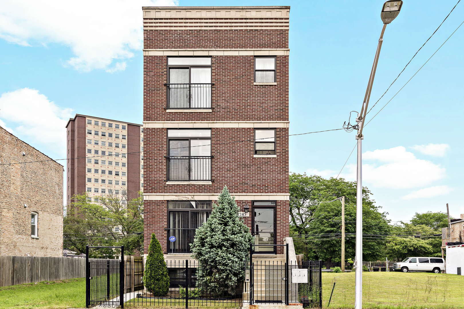 Property Photo: 4245 S Langley Avenue 3 IL 60653