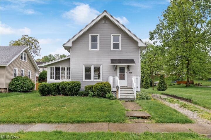 236 Main Street SW  Brewster OH 44613 photo