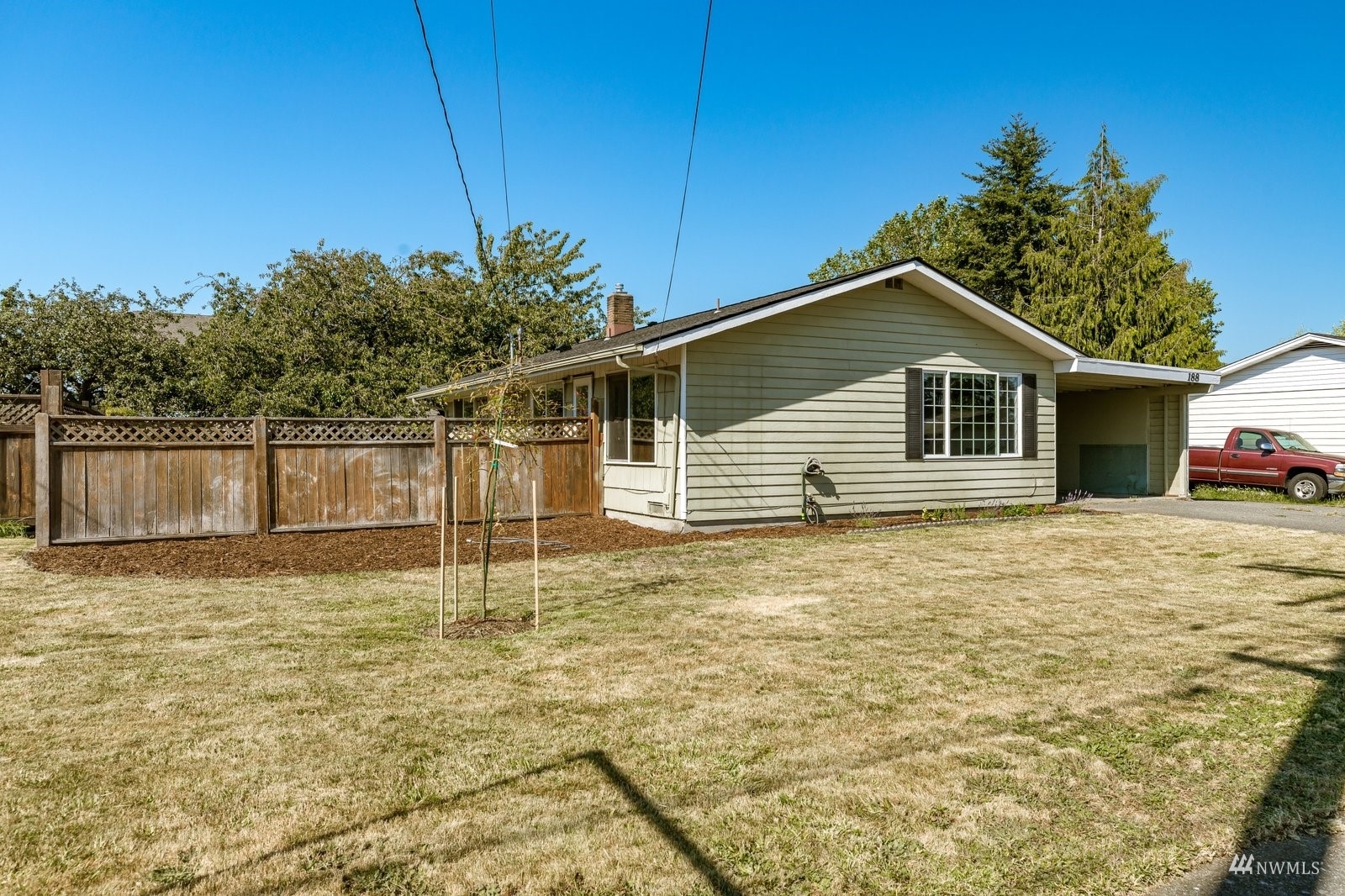 Property Photo:  188 SW 8th Avenue  WA 98277 