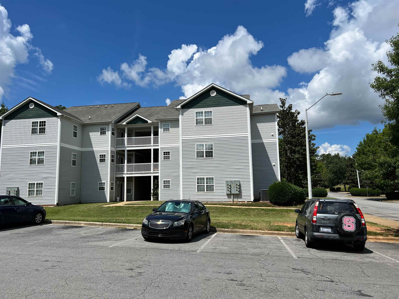 Property Photo: 2031 Wolfmill Drive 204 NC 27603