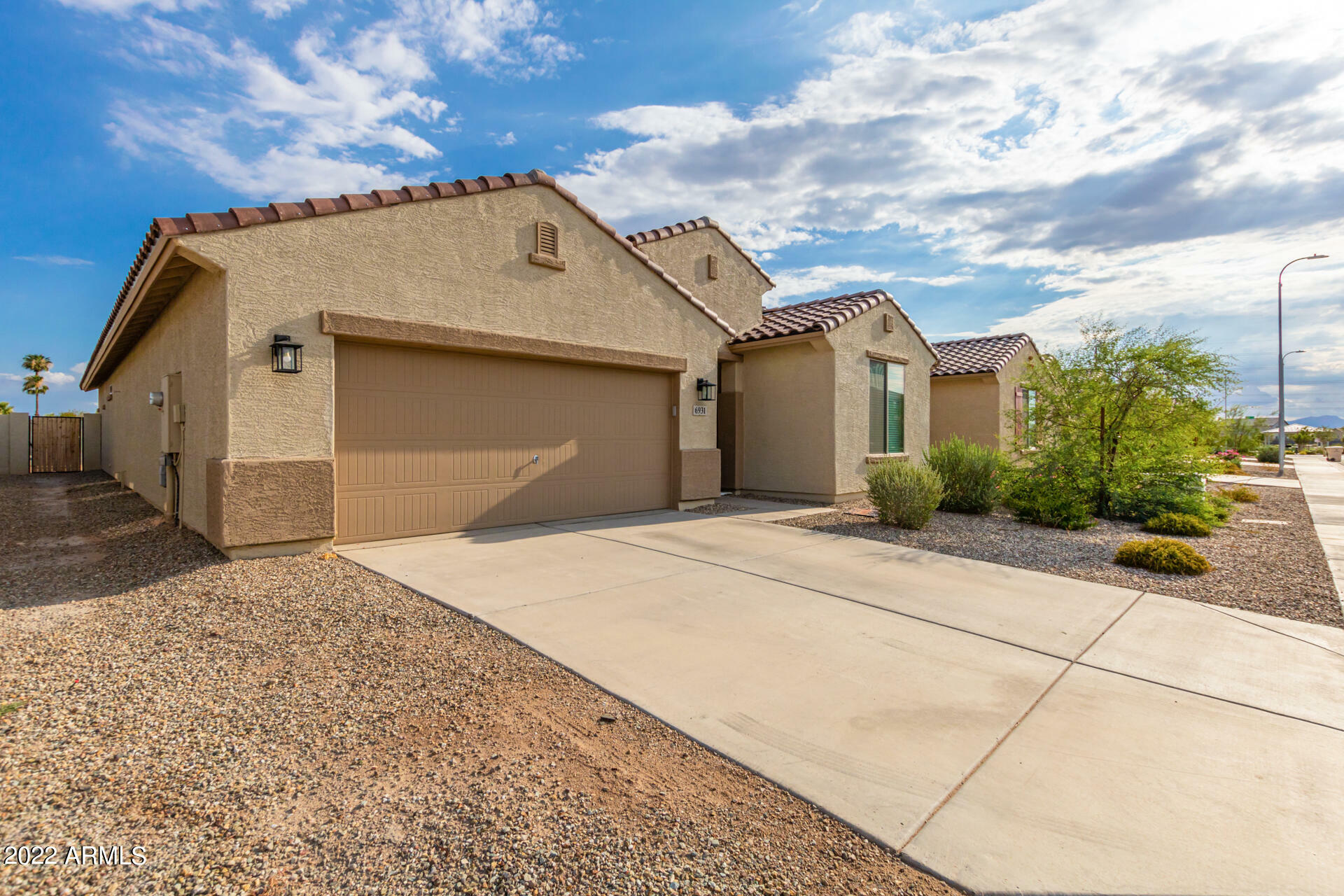 Property Photo:  6931 W Golden Lane  AZ 85345 