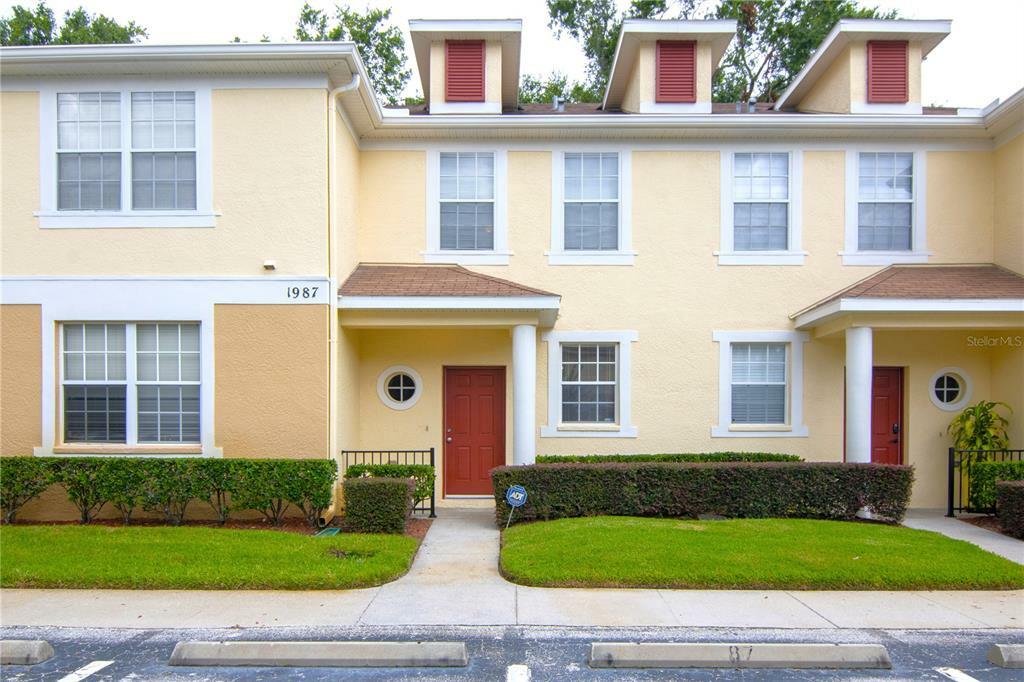 Property Photo:  1987 Fiesta Ridge Court  FL 33604 