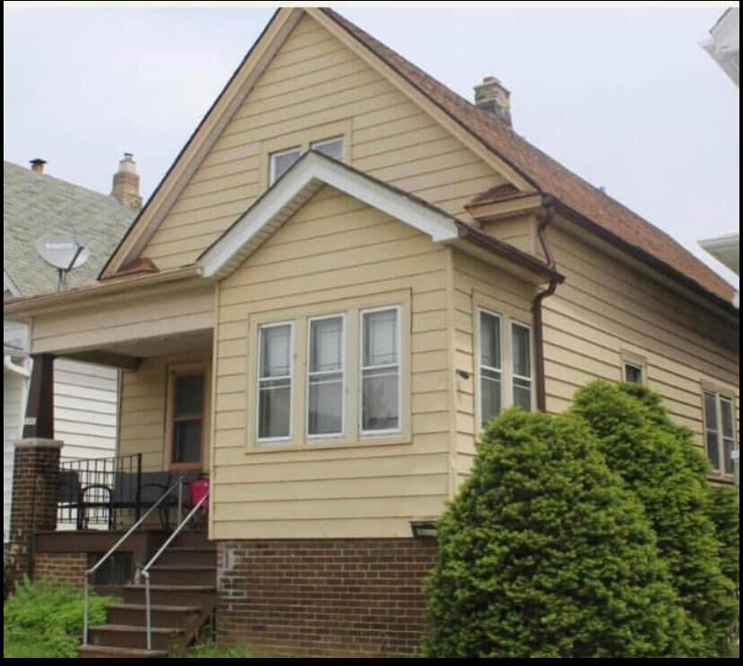 Property Photo:  1252 S 45th St  WI 53214 