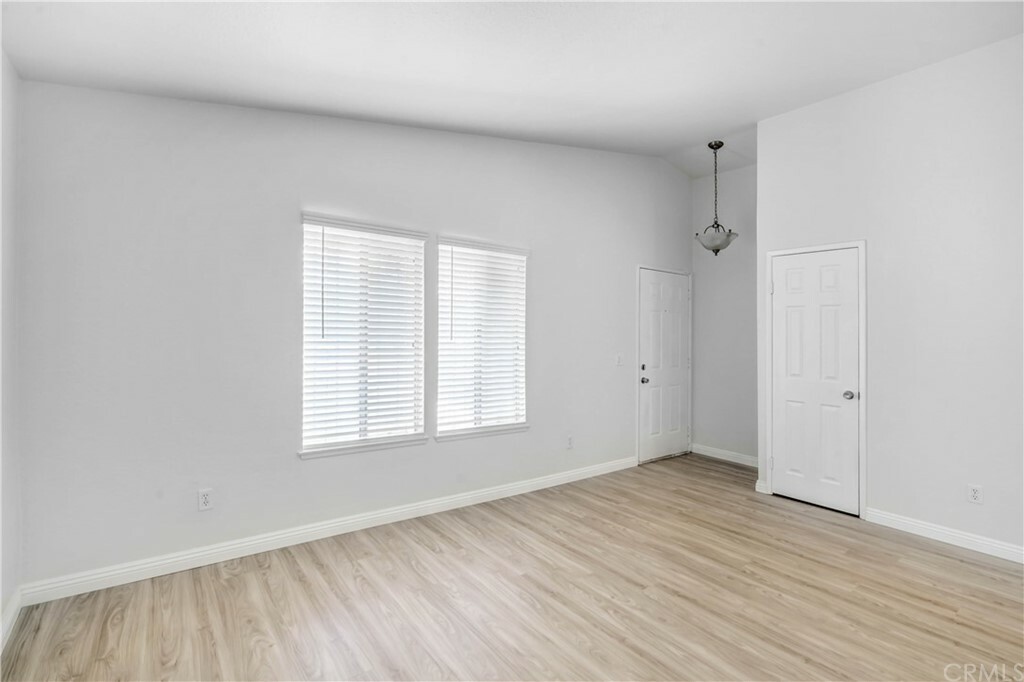 Property Photo: 544 Lamarr CA 92376