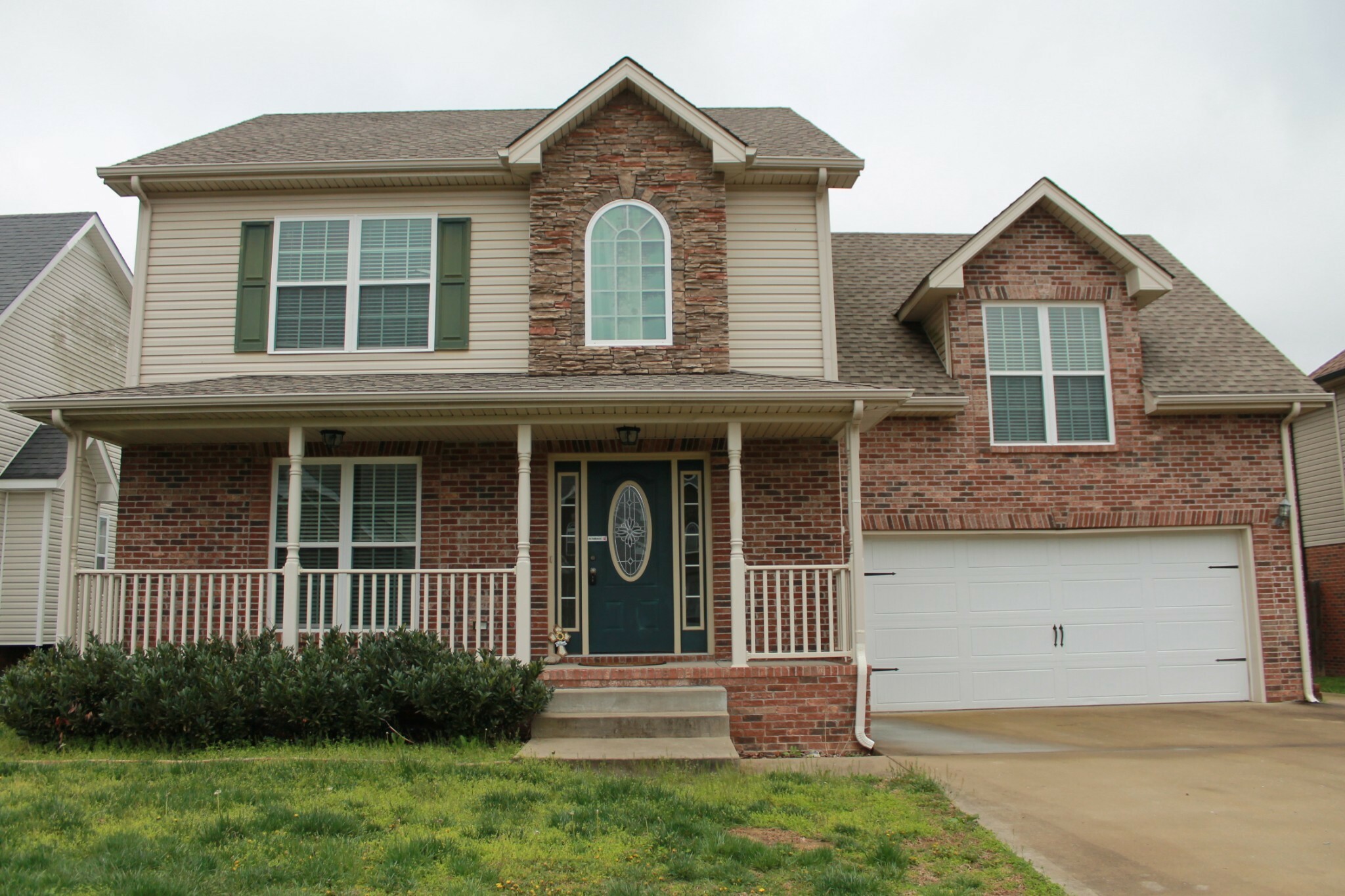 Property Photo:  1261 Chinook Cir  TN 37042 