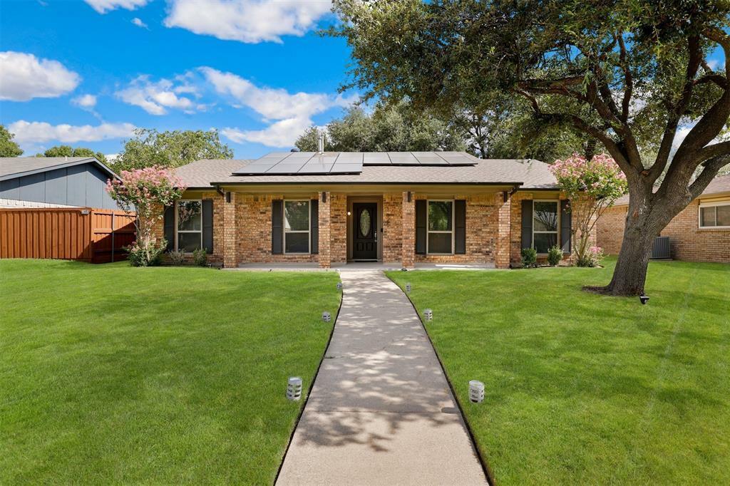 Property Photo:  1625 Montana Trail  TX 75023 