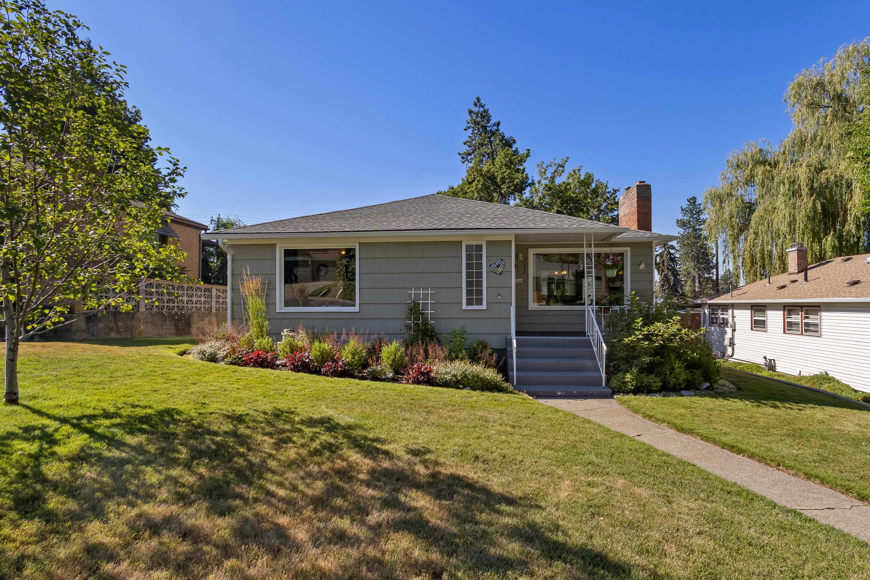 Property Photo:  3023 W Princeton Ave  WA 99205 