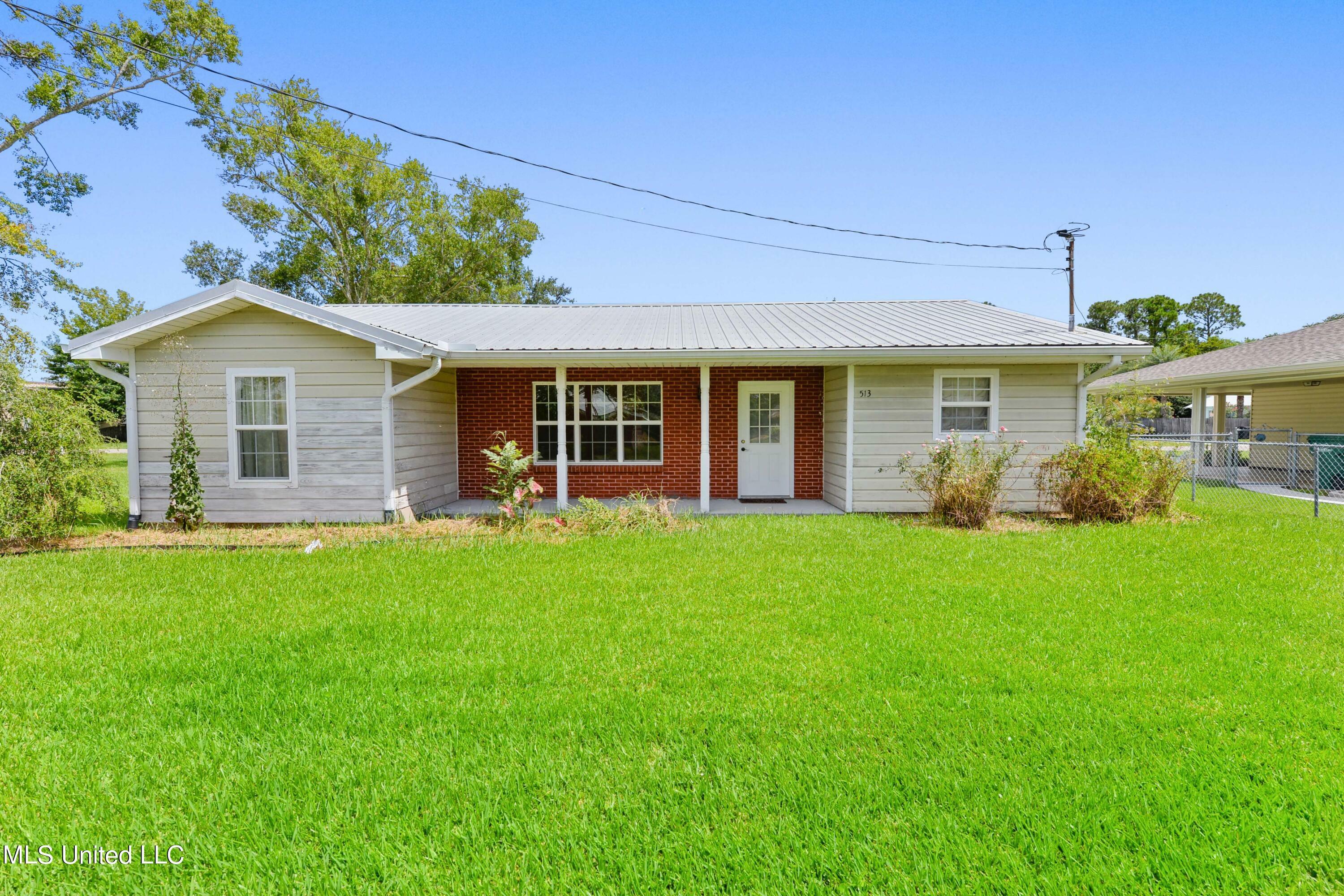 513 Genin Street  Bay Saint Louis MS 39520 photo