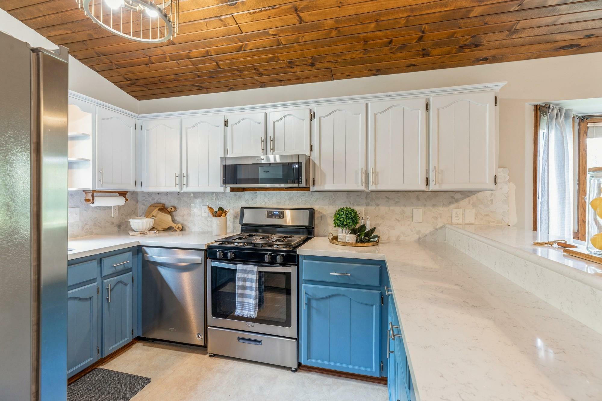 Property Photo: 2412 Bush Street MN 55066