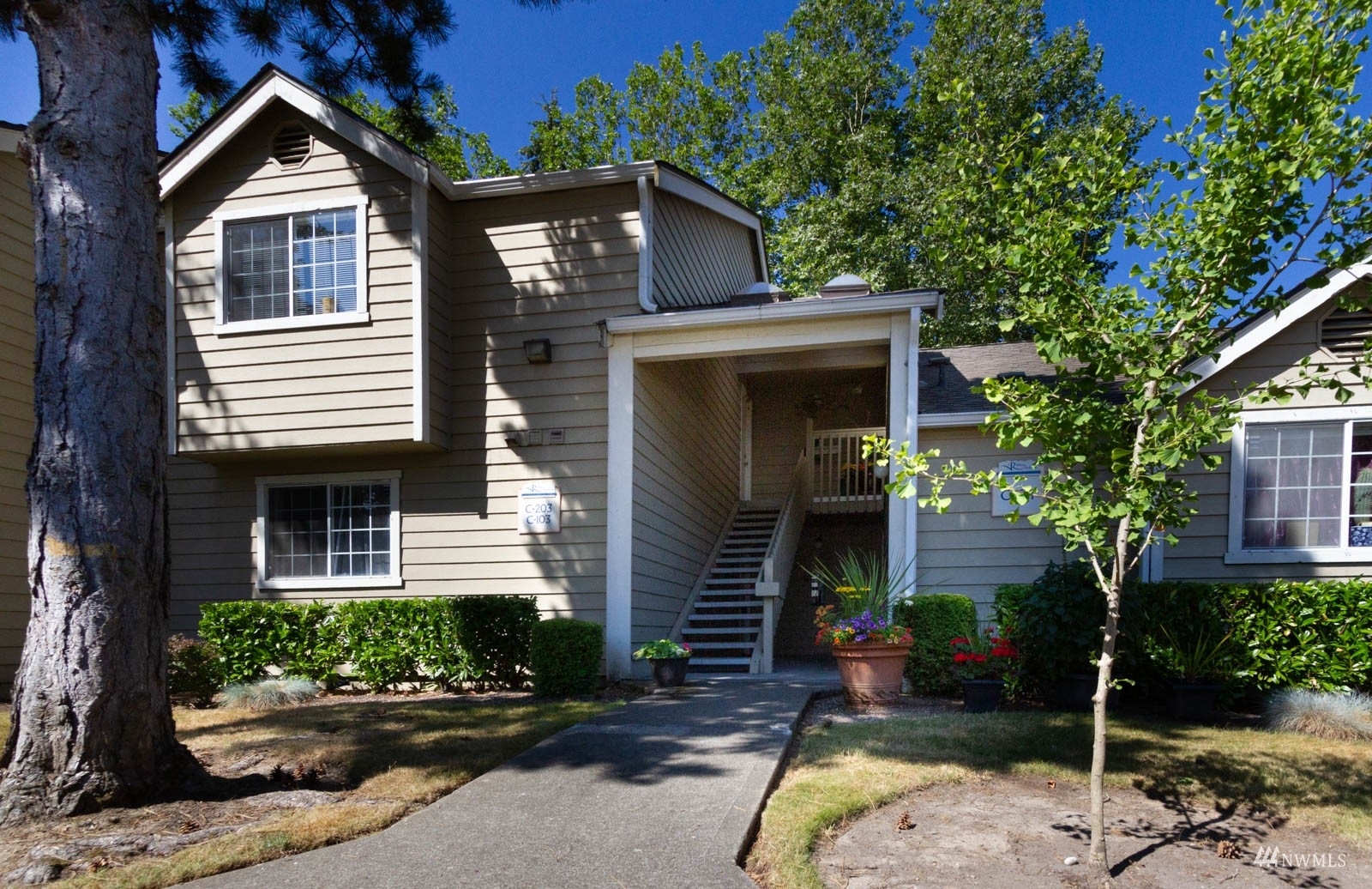 Property Photo: 1812 S 284th Lane C103 WA 98003