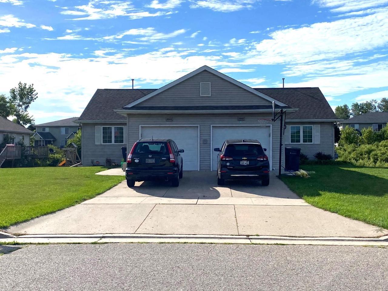 Property Photo: 2542-2544 Greenwood Dr WI 53546