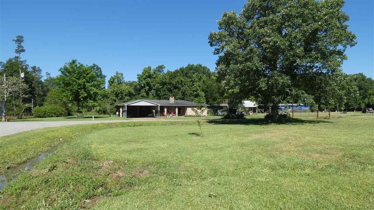 Property Photo:  274 County Road 887  TX 77615 