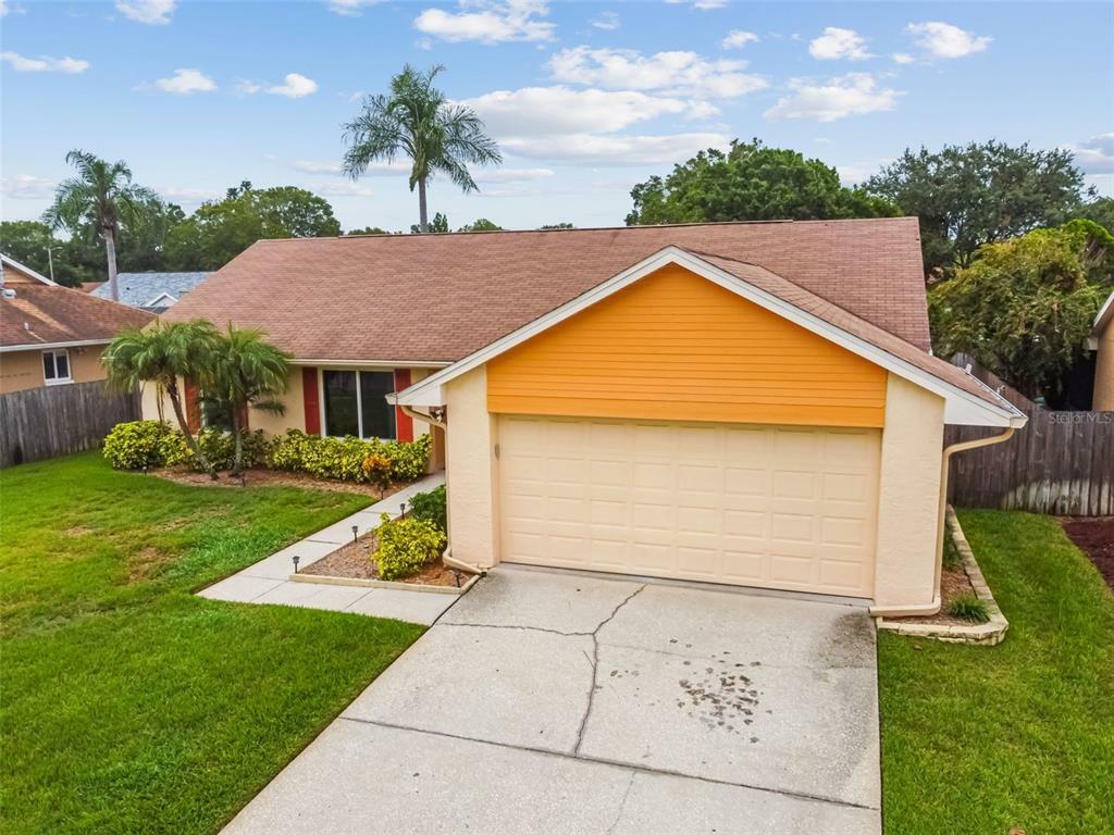 Property Photo:  5103 Pennsbury Drive  FL 33624 