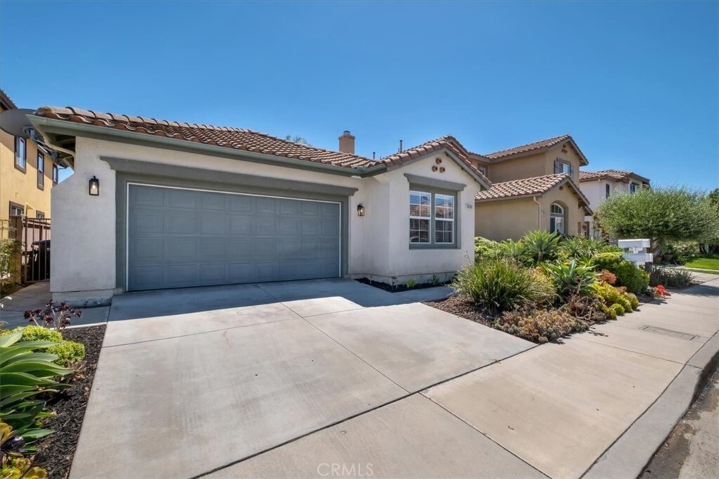 Property Photo:  26282 Via Corrizo  CA 92675 