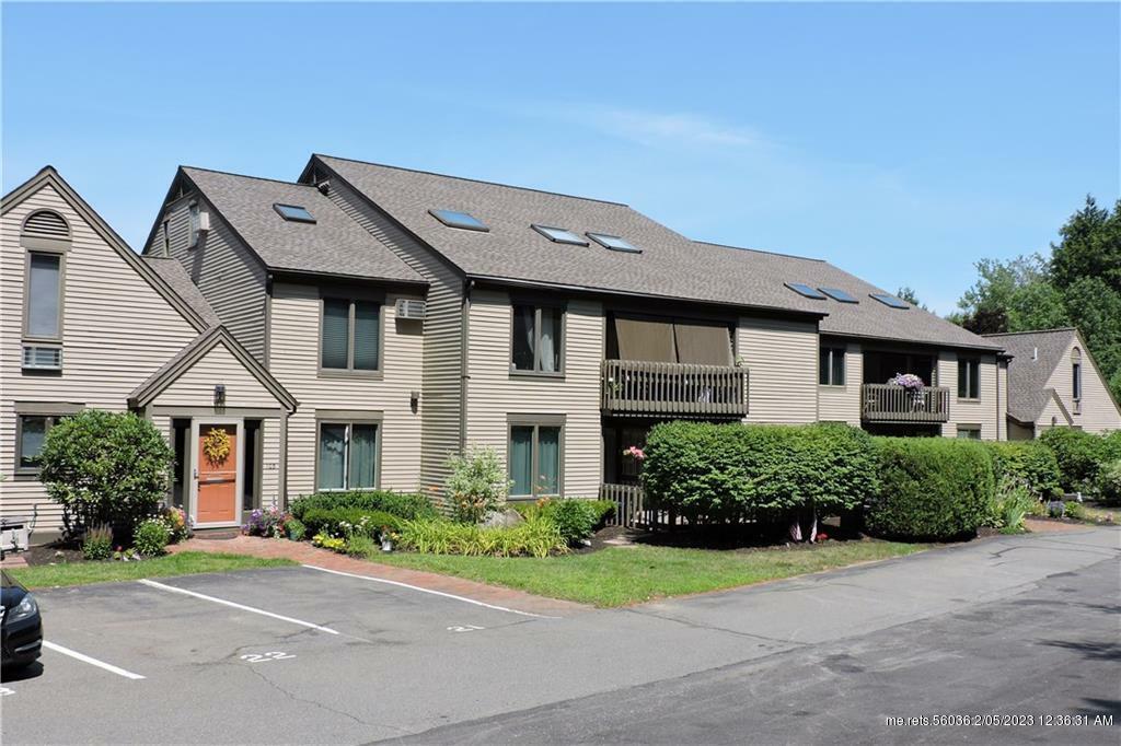 Property Photo: 34 Parkwood Drive 201 ME 04330