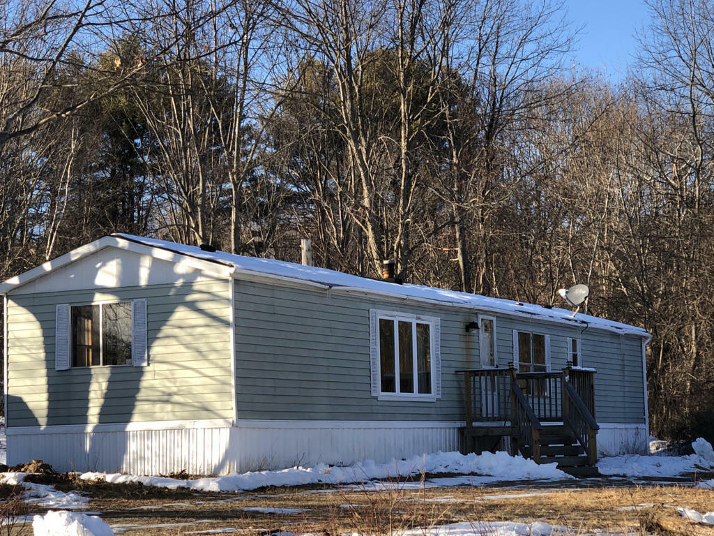 Property Photo: 264 Forrest Edwards Road ME 04270