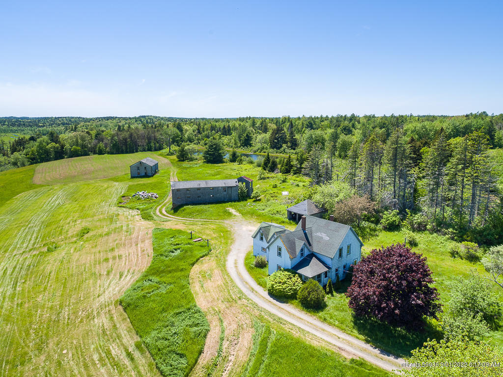 Property Photo: 168 Cross Road ME 04563