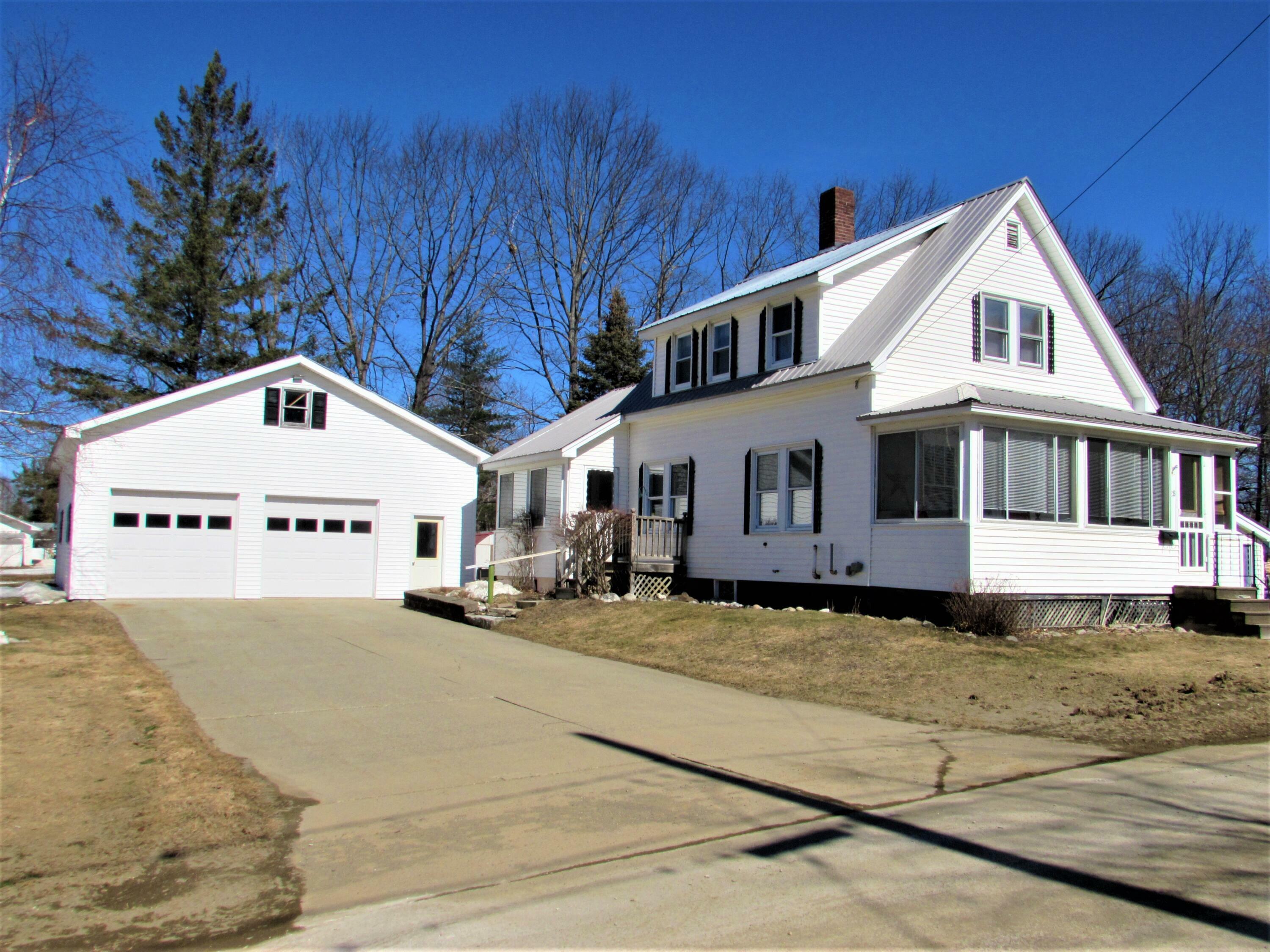 Property Photo:  28 Highland Avenue  ME 04953 