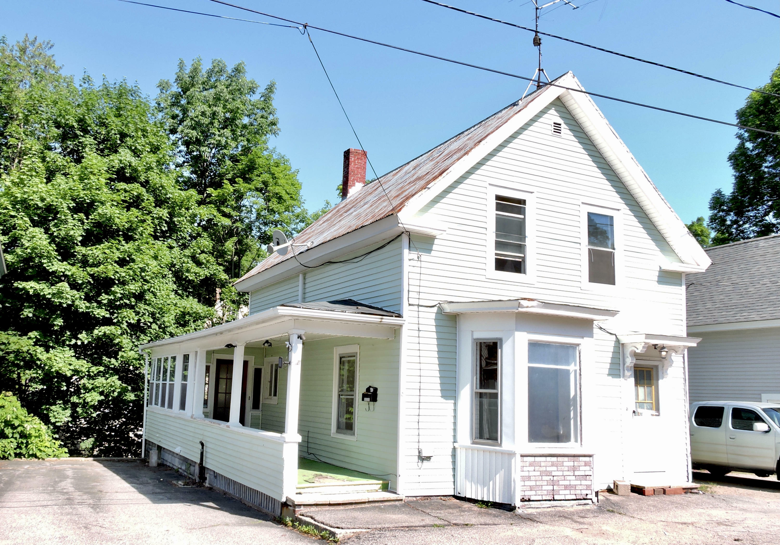 Property Photo: 8 Allen Street ME 04083