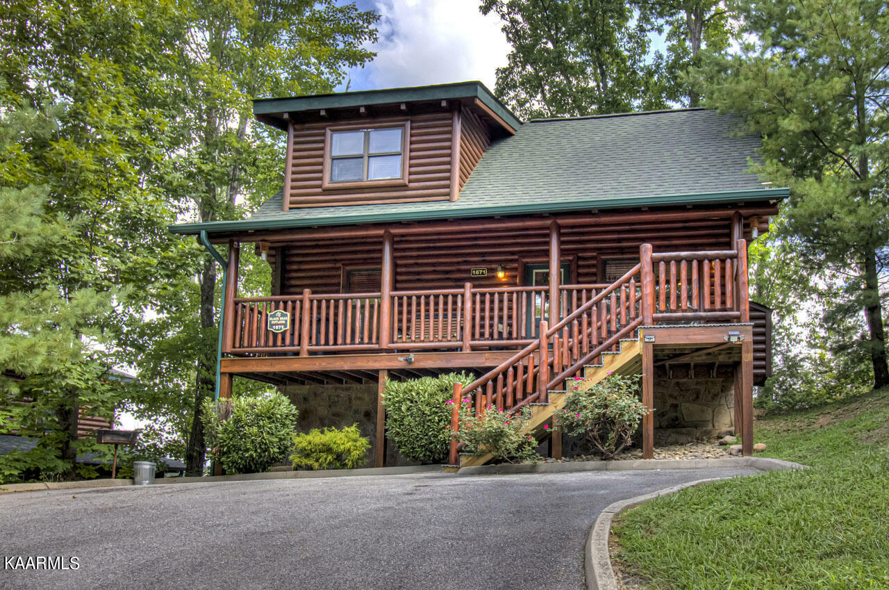 Property Photo: 1671 Mountain Lodge Way TN 37862