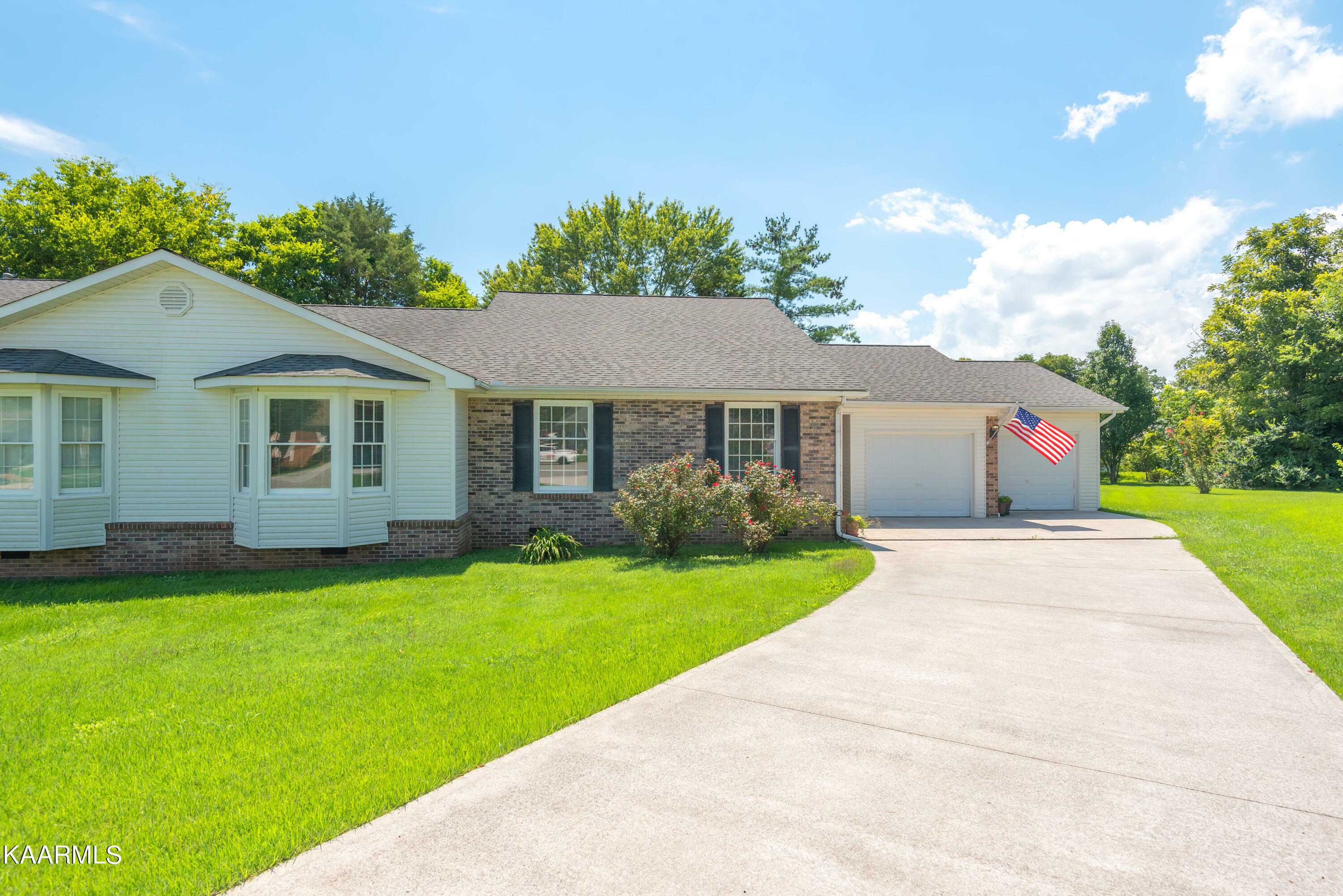 Property Photo:  13 Breakers Court  TN 37716 