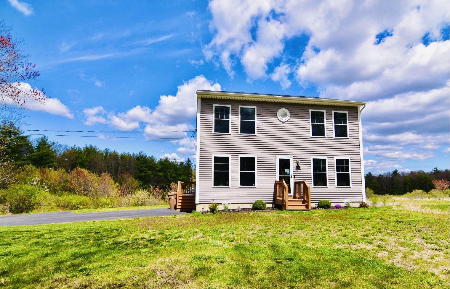 Property Photo:  11 New County Road  ME 04072 
