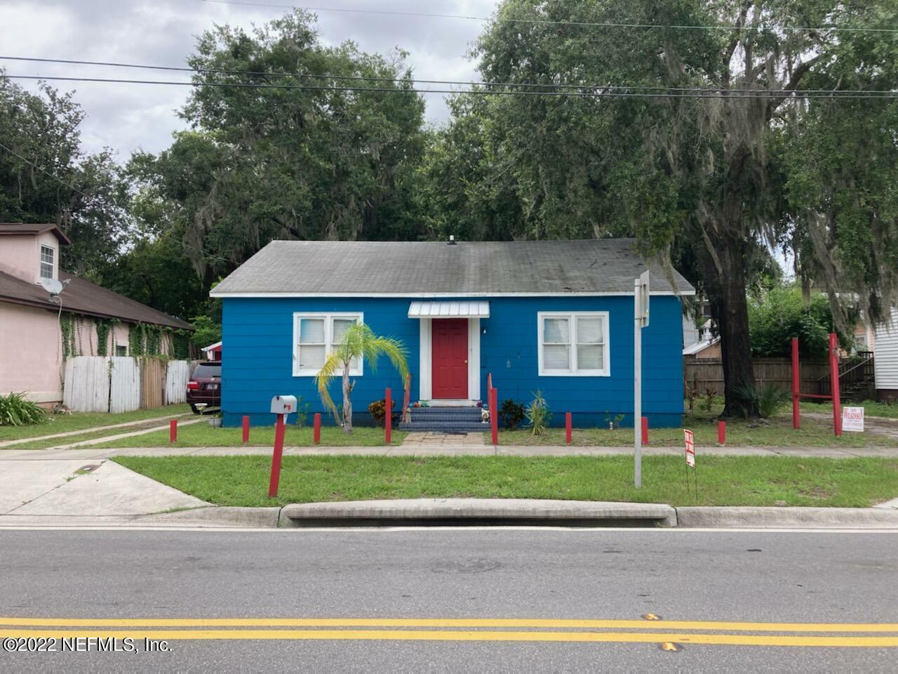 Property Photo:  115 S 9th Street  FL 32177 