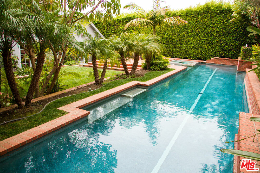 Property Photo: 31761 Broad Beach Rd CA 90265