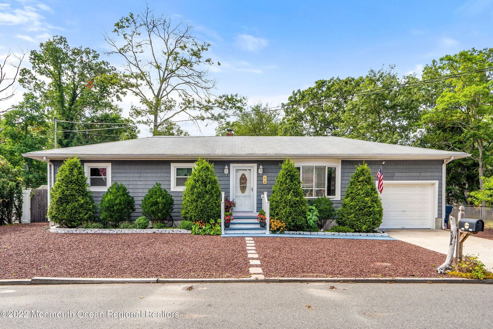Property Photo:  618 Anchor Avenue  NJ 08722 