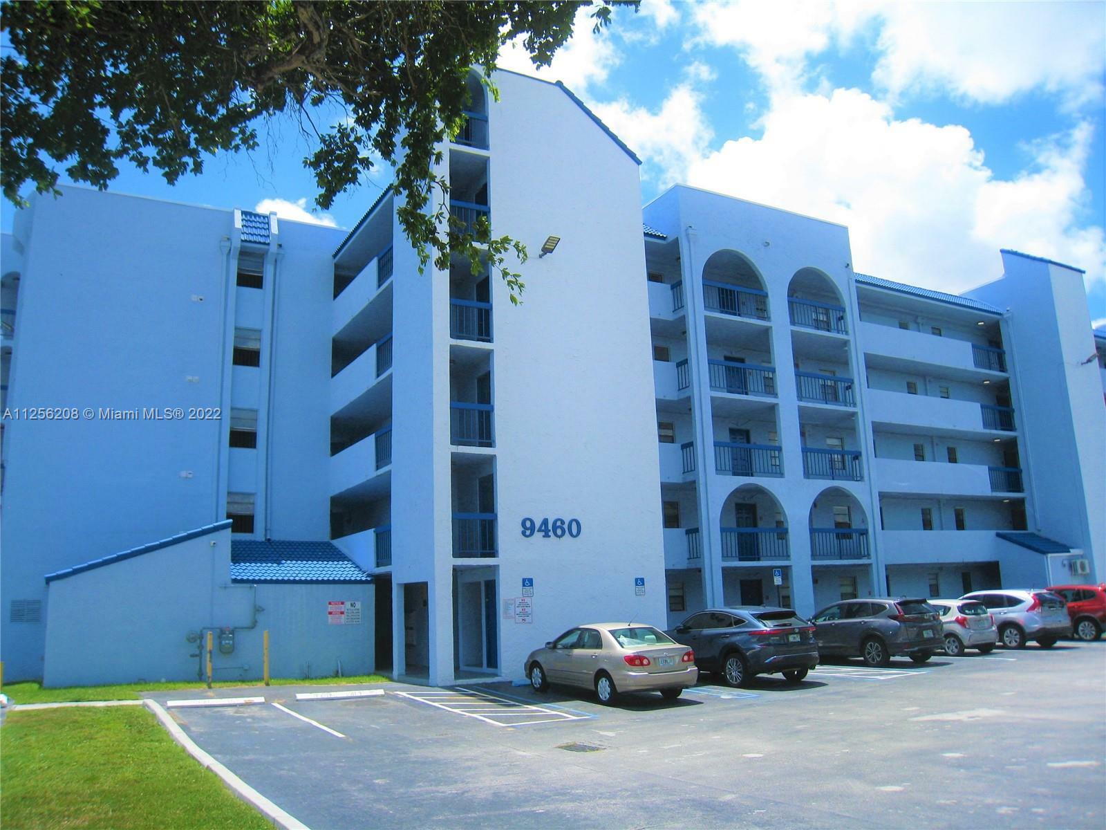 Property Photo:  9460 Fontainebleau Blvd 424  FL 33172 