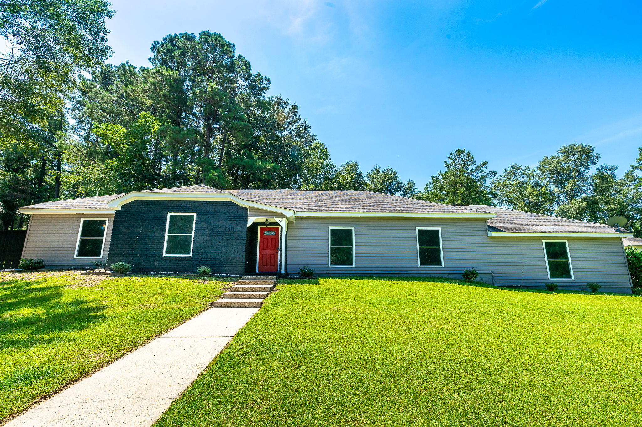 Property Photo: 20 Sharmont MS 39402