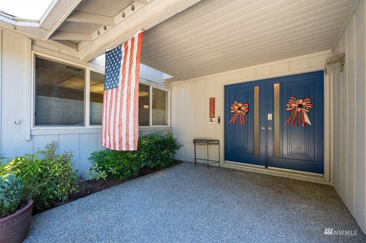 Property Photo:  3217 SW 325th Street  WA 98023 