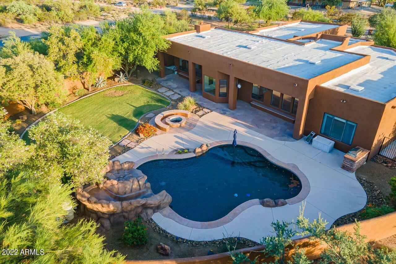Property Photo: 7588 E Via Dona Road AZ 85266