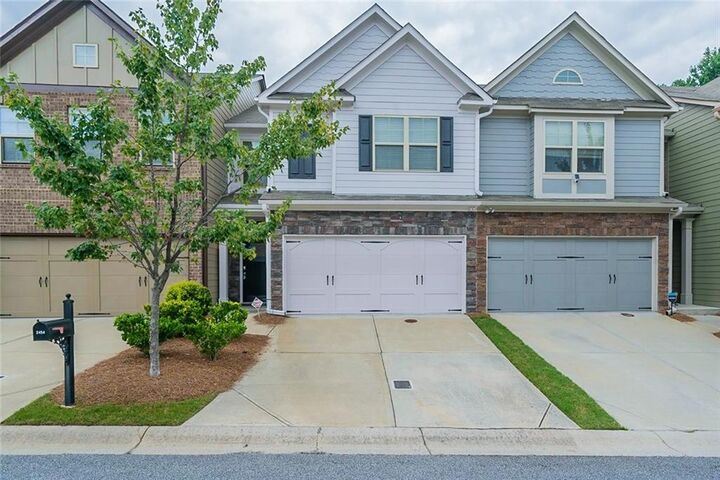 2454 Whiteoak Run SE 18  Smyrna GA 30080 photo