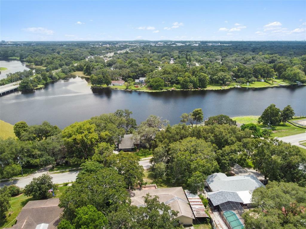 Property Photo: 5414 Riverhills Drive FL 33617