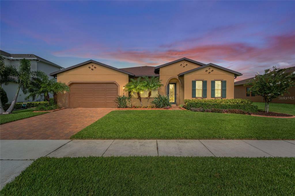 Property Photo:  4164 Foxhound Drive  FL 34711 