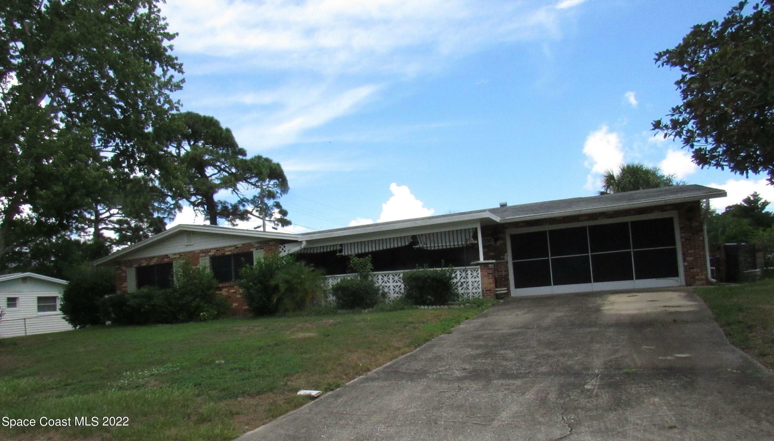 Property Photo:  4395 Elliot Avenue  FL 32780 