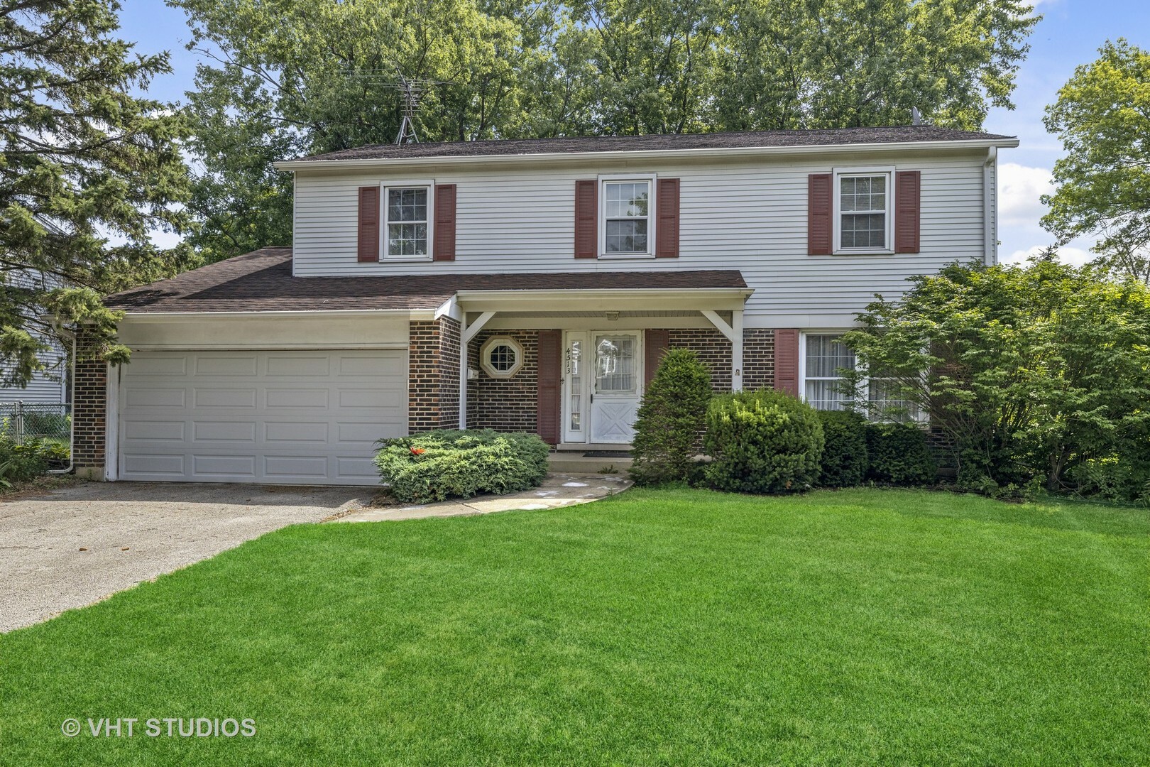 Property Photo:  4513 Waubansie Lane  IL 60532 