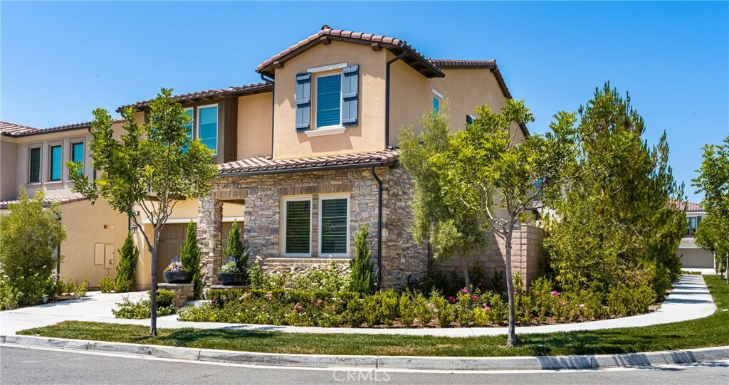 Property Photo:  65 Derby  CA 92602 