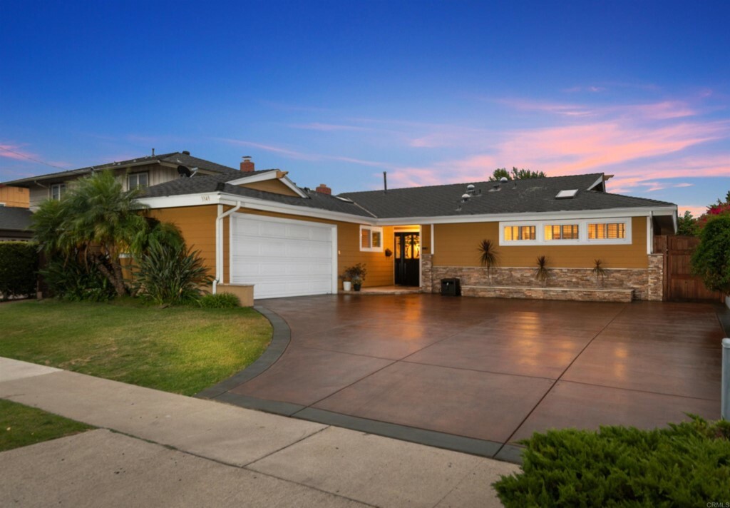 Property Photo: 3349 Wellesly Avenue CA 92122