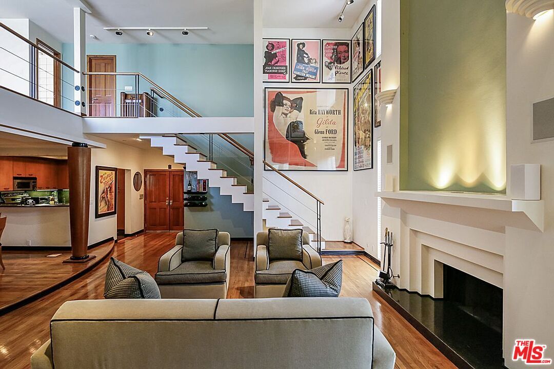 Property Photo: 964 Hancock Ave 306 CA 90069