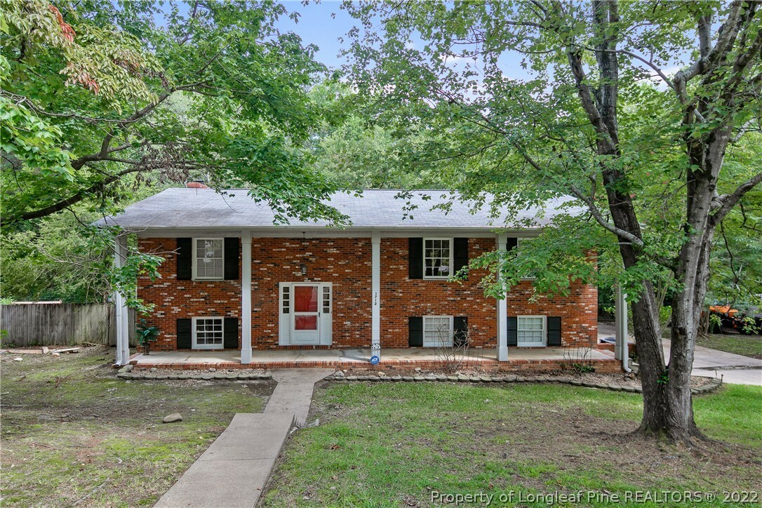 Property Photo:  1712 Tryon Drive  NC 28303 