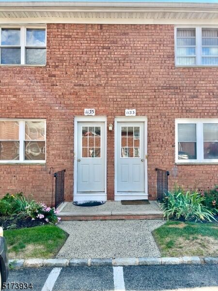 Property Photo:  1135 Valley Rd  NJ 07470 