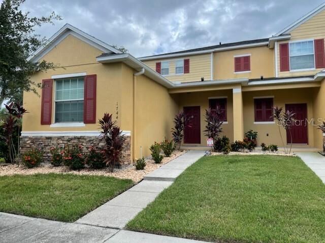 Property Photo:  1744 Buckeye Falls Way  FL 32824 