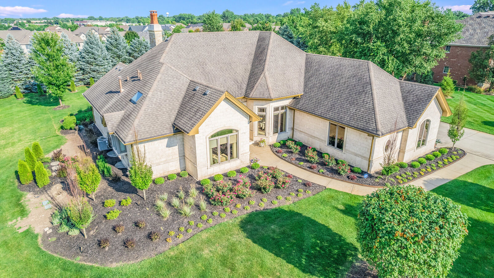 Property Photo: 21355 Sage Brush Lane IL 60448