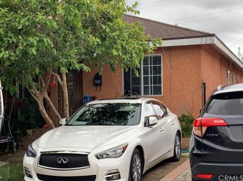 Property Photo:  725 S Woods Avenue  CA 90022 