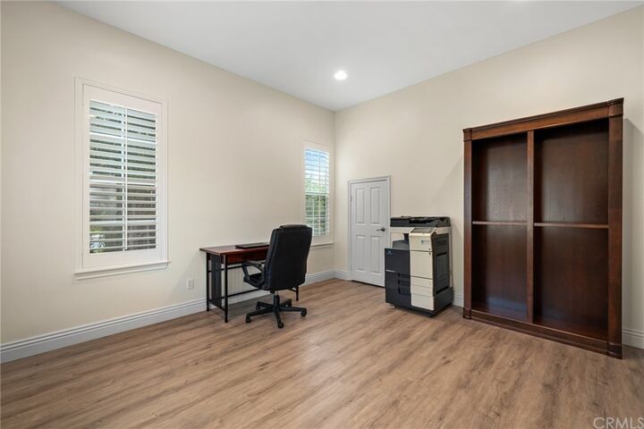 Property Photo: 5391 Messina Way CA 92336