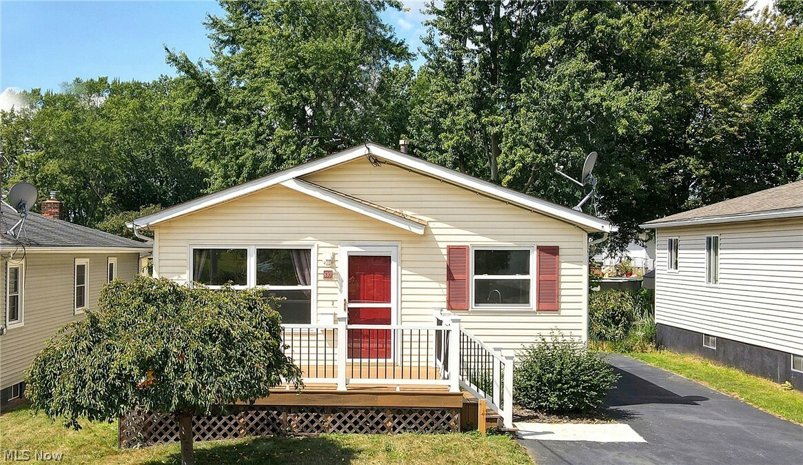 Property Photo:  630 Lansing Road  OH 44312 