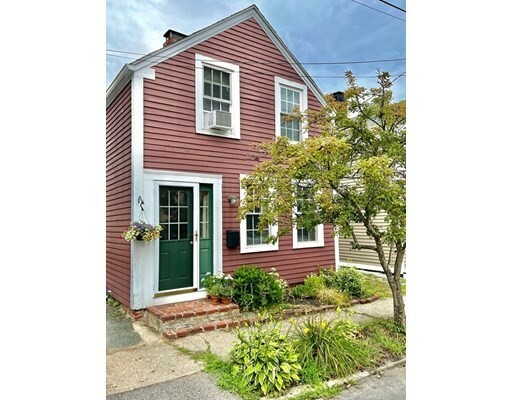 Property Photo:  6 Ocean St  MA 01950 